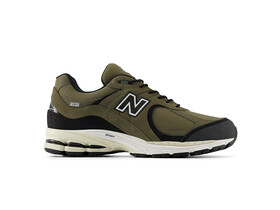 NEW BALANCE 2002RX GORE-TEX...