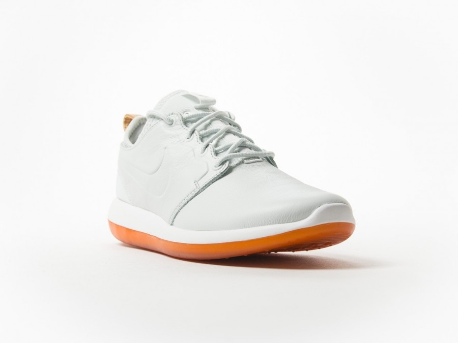 Roshe Leather Premium White - 881987-100 - TheSneakerOne