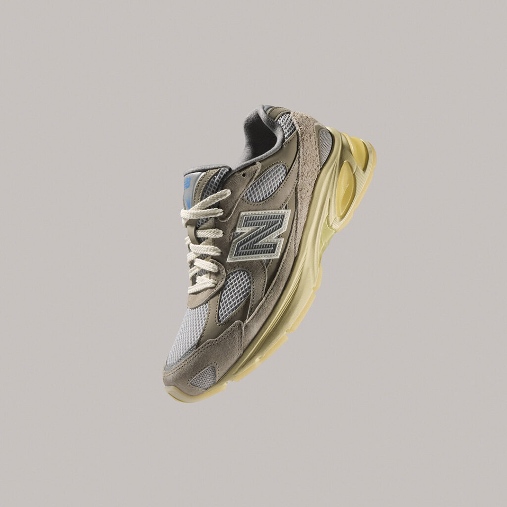 NEW BALANCE 2010 GRAY DAYS