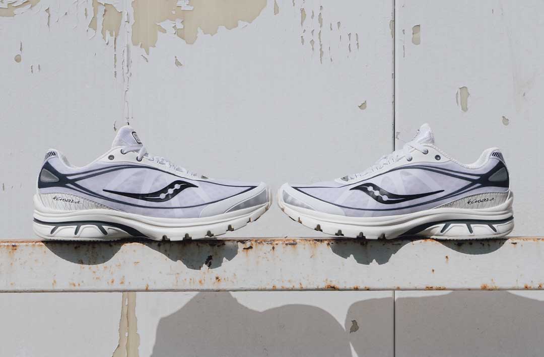 Zapatillas Saucony Kinvara 1 color White Off White con diseño minimalista y drop de 4mm