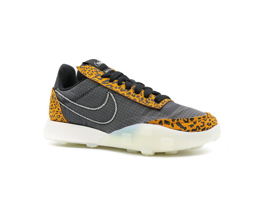 NIKE WMNS WAFFLE RACER 2X BLACK SAIL