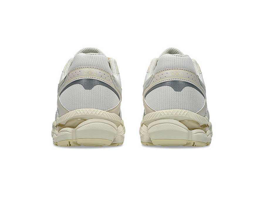 Asics Gel-Cumulus 16 Cream Pure Silver