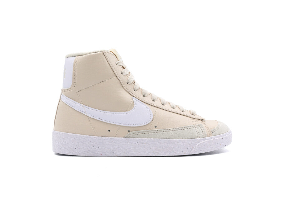 NIKE BLAZER MID 77 NEXT NATURE LT OREWOOD BRN  - W