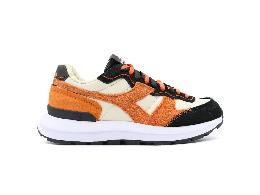 DIADORA KMARO HALLOWEEN BLACK GOLDEN