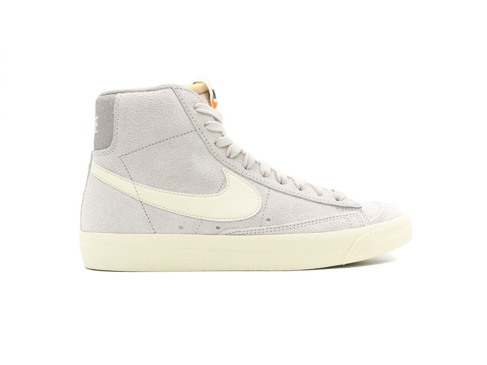 NIKE BLAZER MID 77 PREMIUM LIGHT BONE