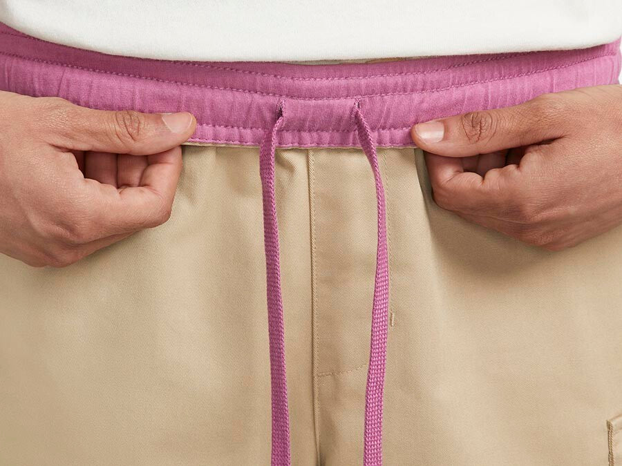 PANTALON CORTO NIKE SPORTSWEAR KHAKI