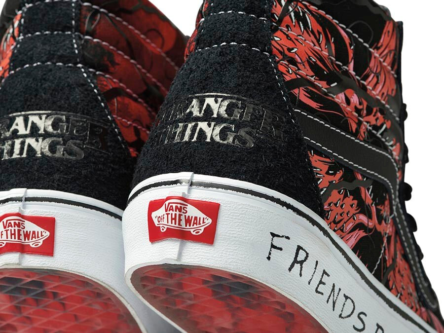 STRANGER THINGS X VANS SK8-HI REISSUE BLACK RED
