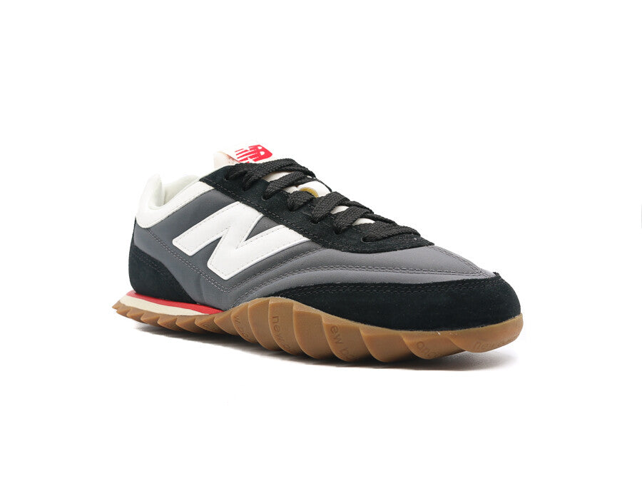 NEW BALANCE RC30 BLACK