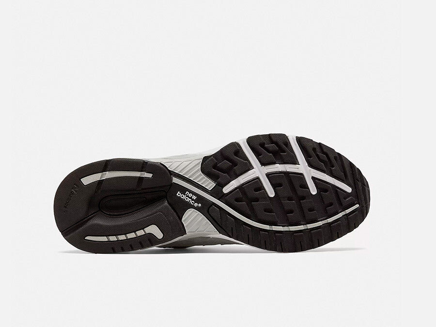 NEW BALANCE  MADE IN USA 993 CORE GREY