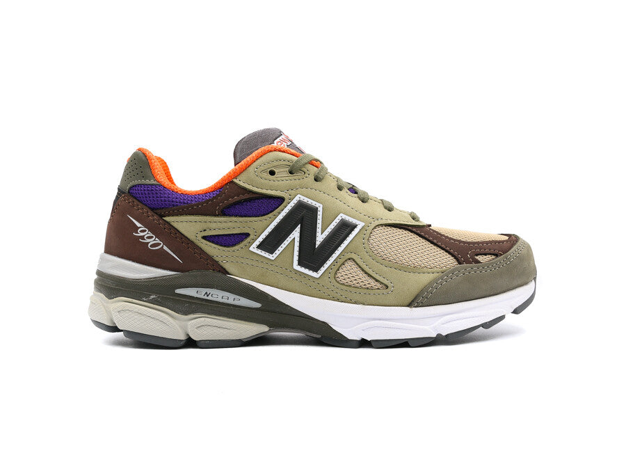 NEW BALANCE  MADE IN USA 990V3 BROWN