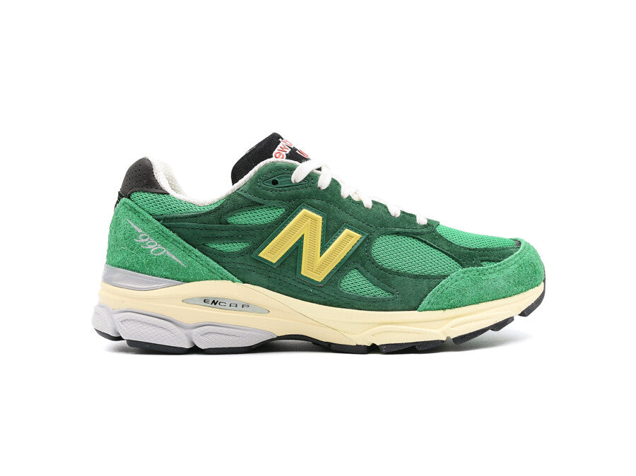NEW BALANCE  MADE IN USA 990V3 GREEN