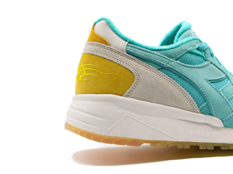 IUTER X DIADORA X SPECTRUM N9002 TOUR TURQUESA