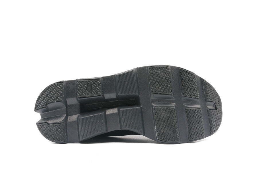 ON CLOUDMONSTER ALL BLACK