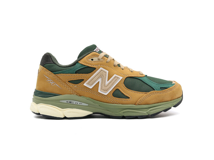 NEW BALANCE  MADE IN USA M990WG3 TAN GREEN
