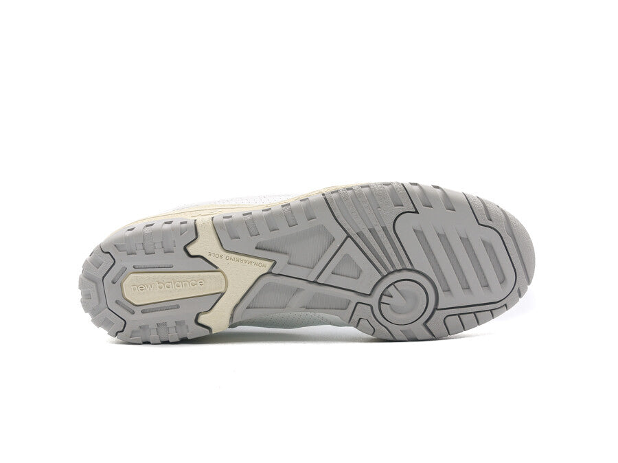 NEW BALANCE 550 WHITE BLUE SOLE