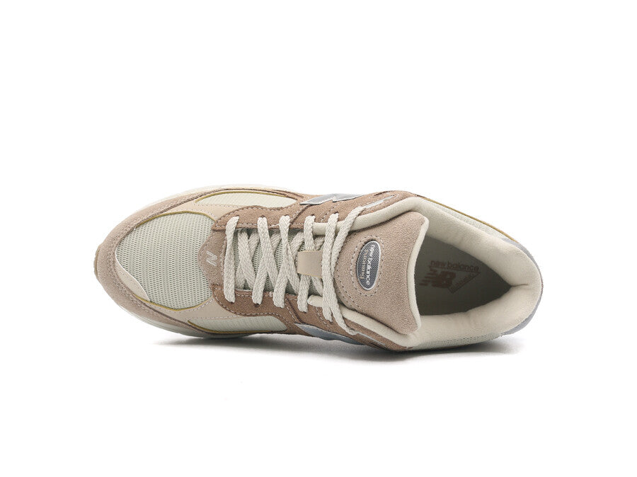 NEW BALANCE 2002 BROWN