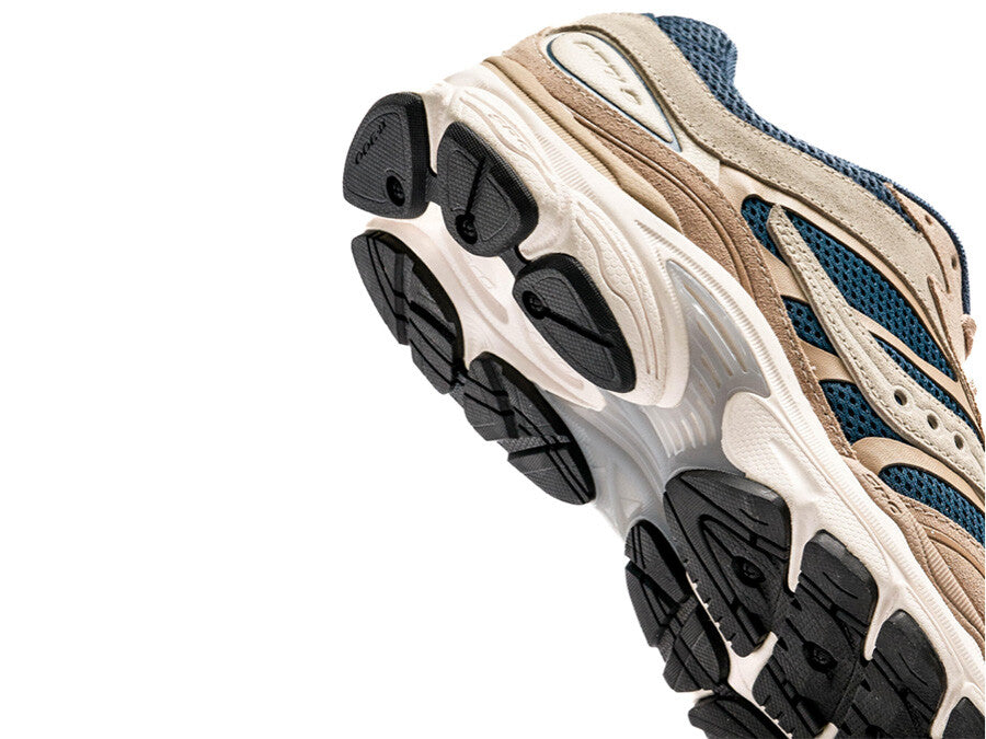 SAUCONY PROGRID OMNI 9 PREMIUM BEIGE