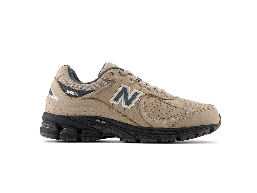 NEW BALANCE 2002 SAND BLACK