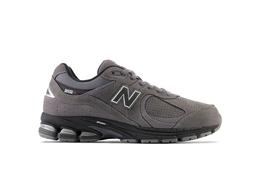 NEW BALANCE 2002 GREY BLACK