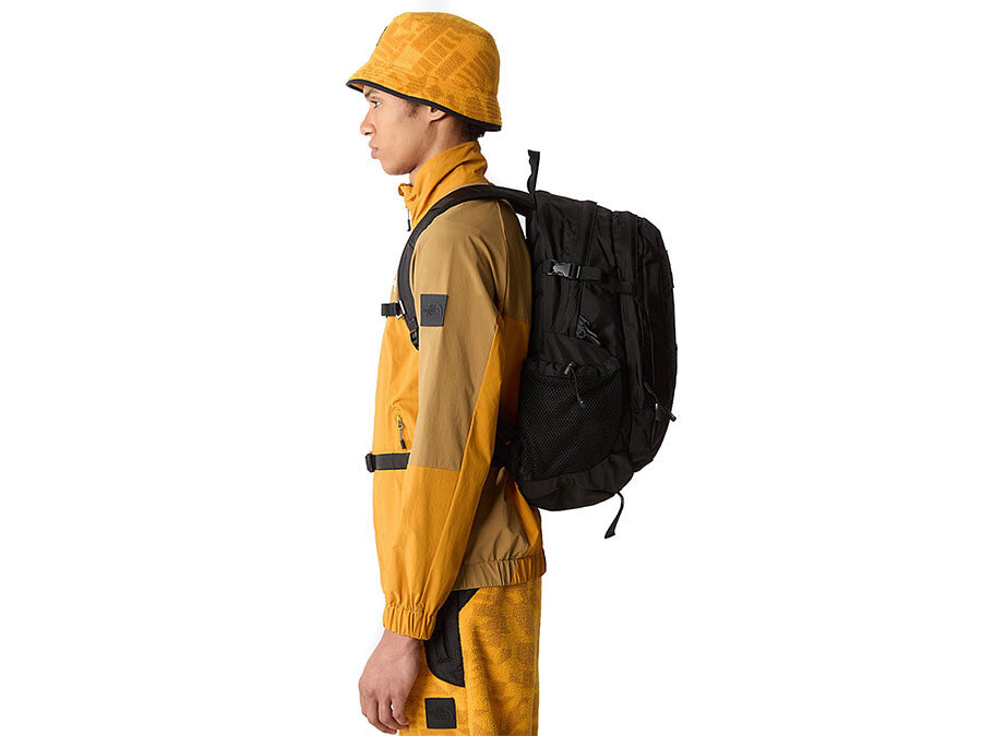 MOCHILA THE NORTH FACE HOT SHOT SE TNF BLACK-TNF W