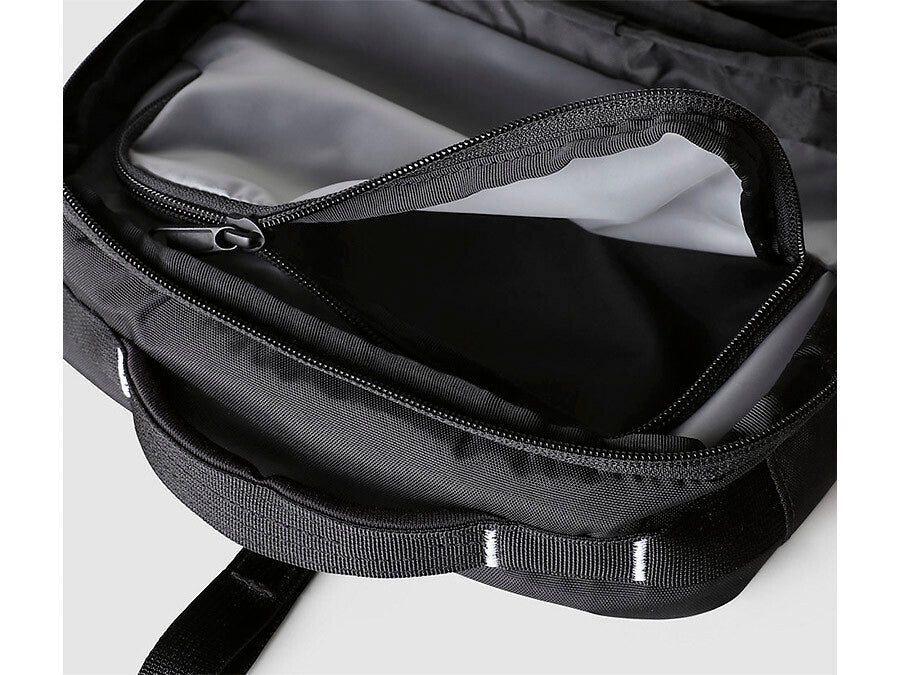 TNF BASE CAMP VOYAGER DOPP BLACK