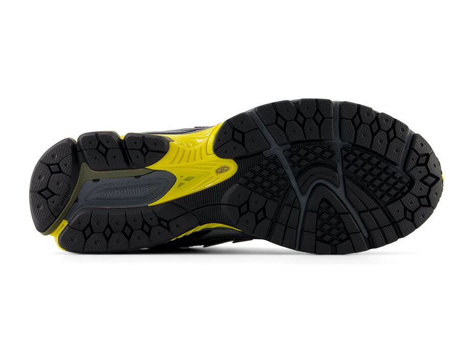 NEW BALANCE 1906N CASTLEROCK BLACK YELLOW