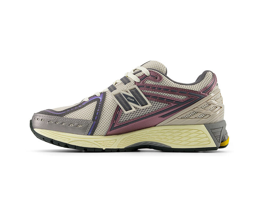 NEW BALANCE 1906R LICORICE
