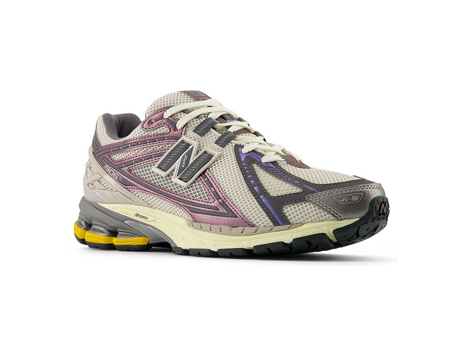 NEW BALANCE 1906R LICORICE