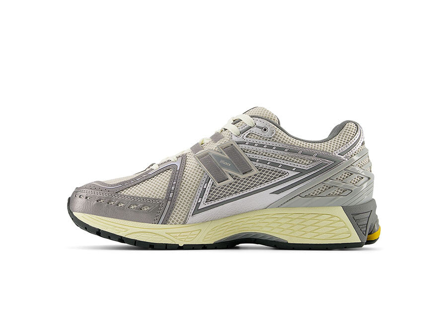 NEW BALANCE 1906R MOONROCK