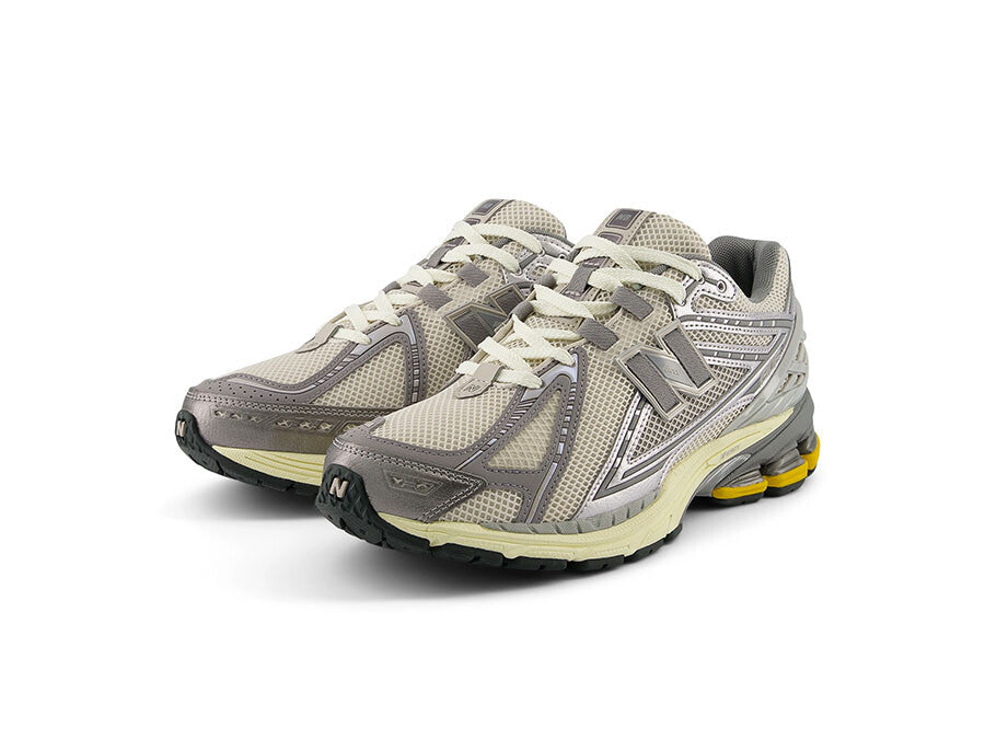 NEW BALANCE 1906R MOONROCK