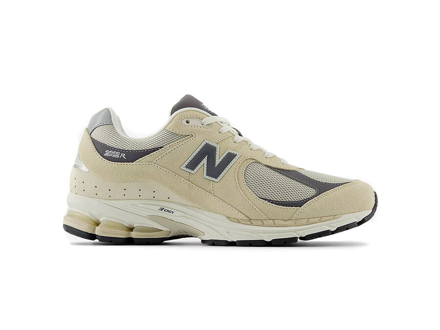 NEW BALANCE 2002R SANDSTONE