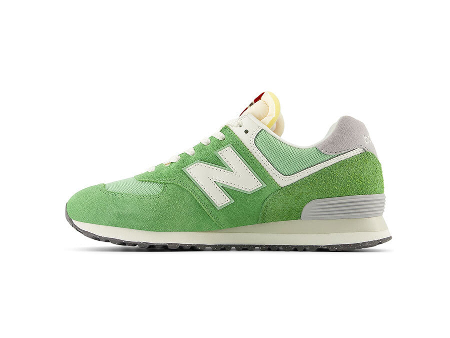NEW BALANCE 574 CHIVE GREEN