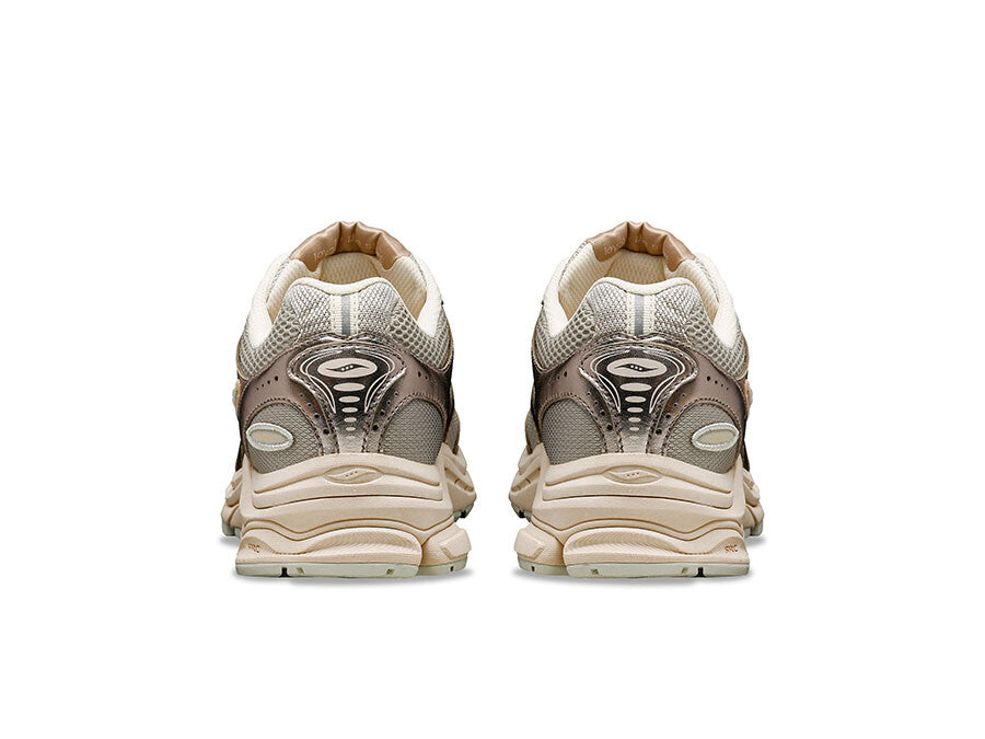 SAUCONY PROGRID TRIUMPH 4 CHAMPAGNE