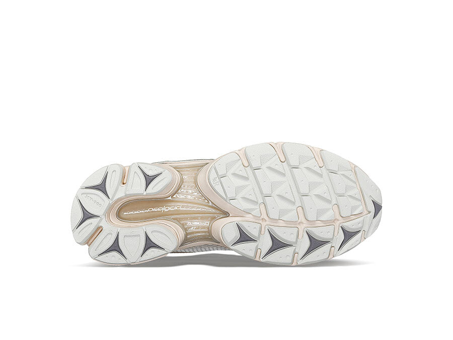 SAUCONY PROGRID TRIUMPH 4 CHAMPAGNE