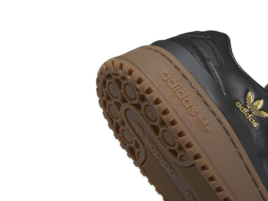 ADIDAS FORUM 84 LOW CL BLACK WHITE GUM SOLE