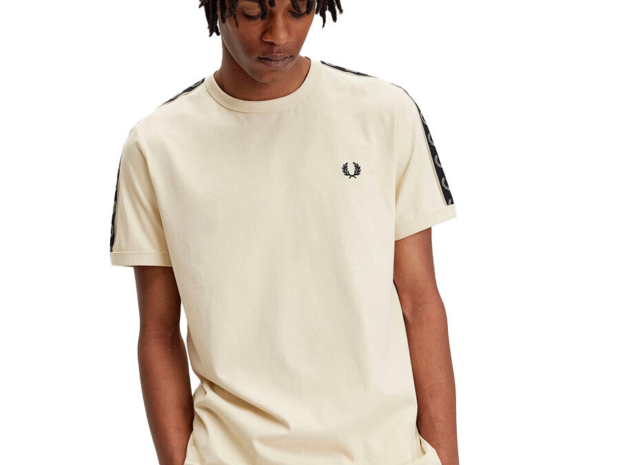 CAMISETA FRED PERRY CONTRAST TAPE RINGER BLACK OFF WHITE