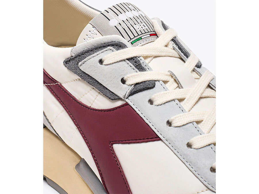 DIADORA MERCURY ELITE PALMARES WHITE RED