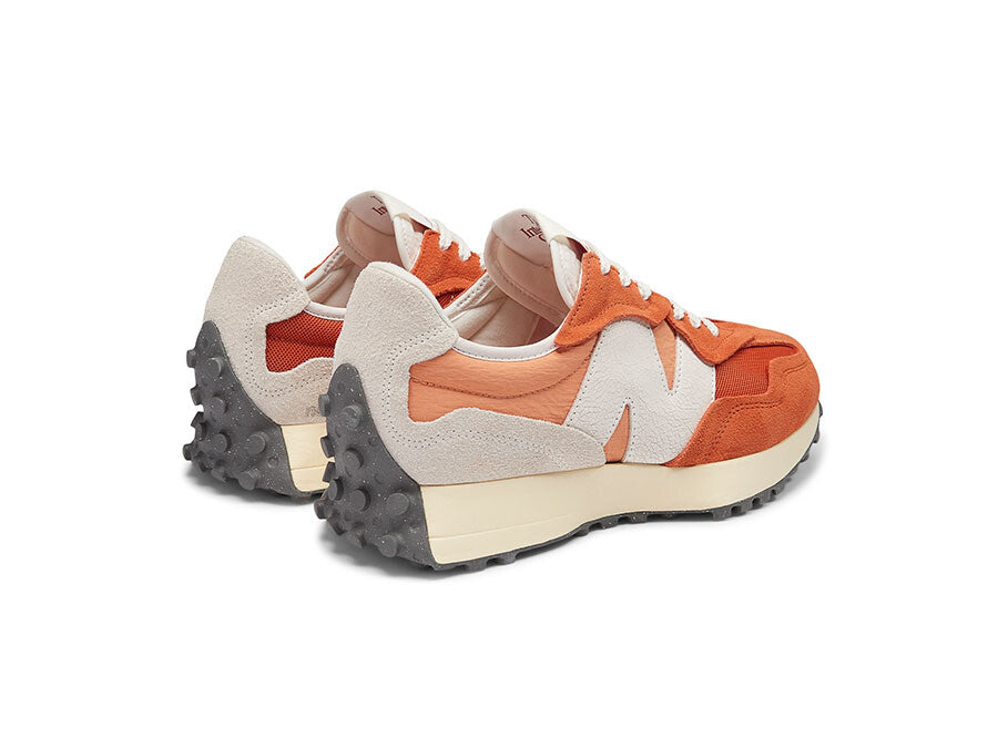 NEW BALANCE 327 NARANJA BLANCO