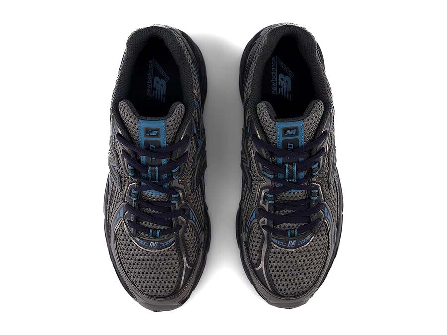 NEW BALANCE 740 NEGRA AZUL