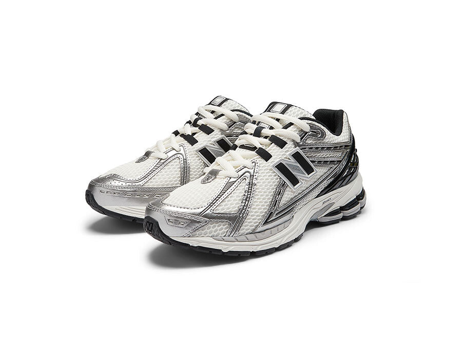 NEW BALANCE 1906R SILVER METALLIC