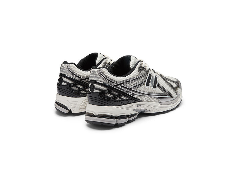 NEW BALANCE 1906R SILVER METALLIC