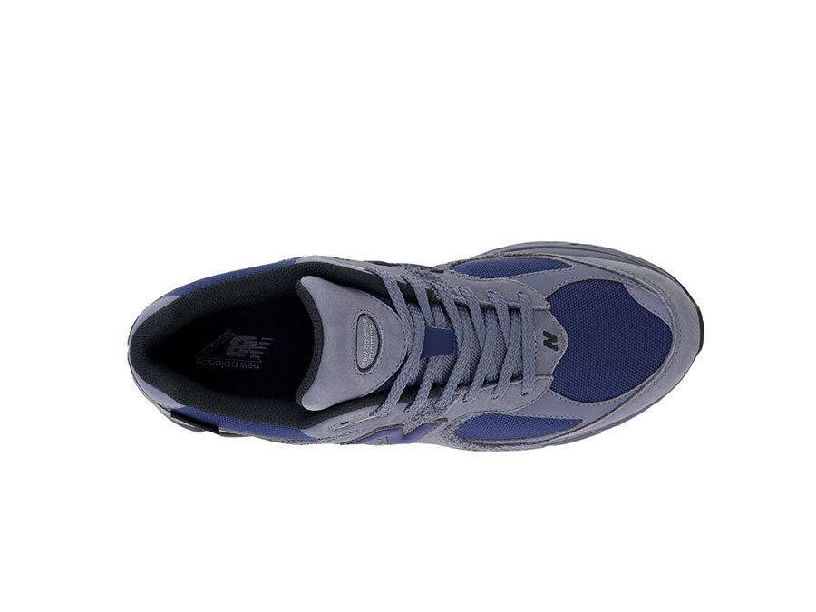 NEW BALANCE 2002R CORDURA GRIS OSCURO