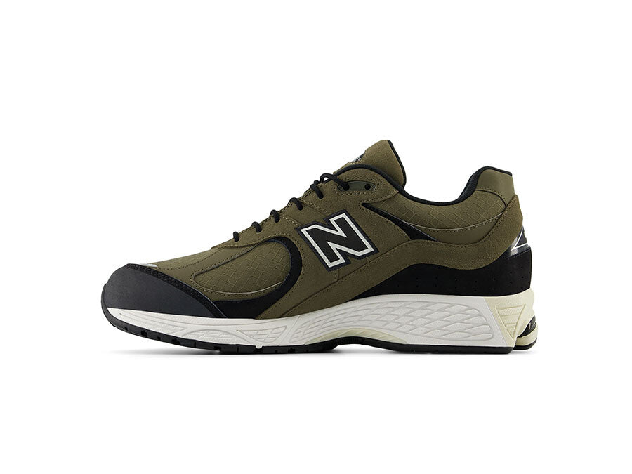 NEW BALANCE 2002RX GORE-TEX VERDE OSCURO