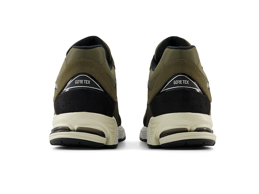 NEW BALANCE 2002RX GORE-TEX VERDE OSCURO