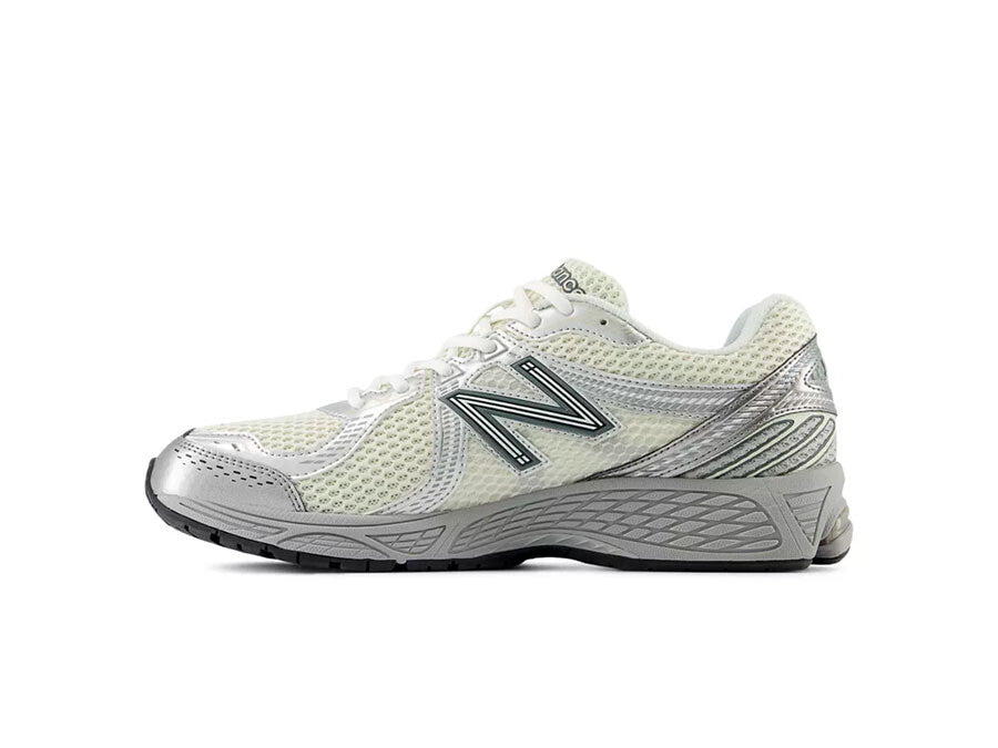 NEW BALANCE 860V2 BLANCO PLATA