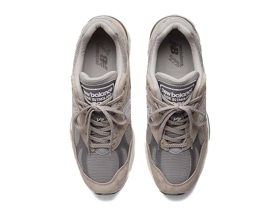 NEW BALANCE MADE IN UK 991V2 DOVE
