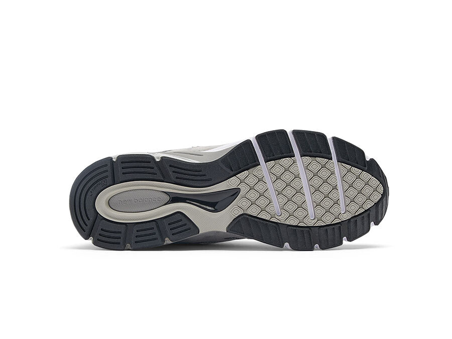 NEW BALANCE  MADE IN USA M990 V4 CORE GREY