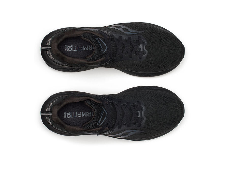 SAUCONY TRIUMPH 22 TRIPLE BLACK