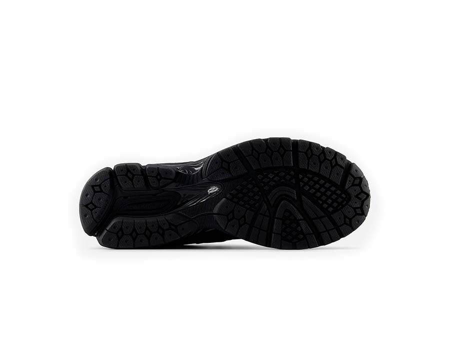NEW BALANCE 1906W BLACK