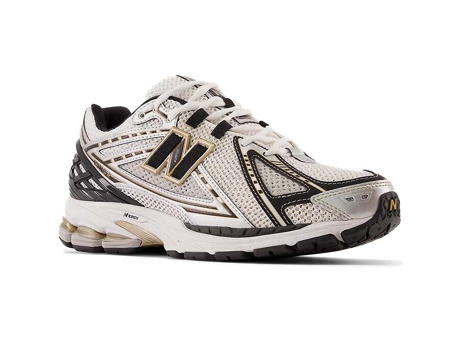 NEW BALANCE 1906R METALLIC SILVER